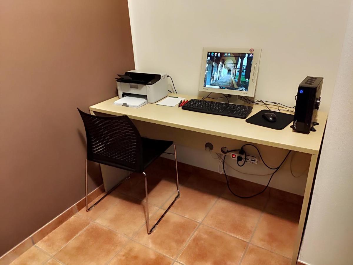 Domus San Bernardino Bed & Breakfast Verona Bagian luar foto
