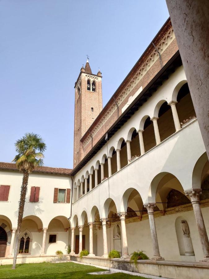 Domus San Bernardino Bed & Breakfast Verona Bagian luar foto