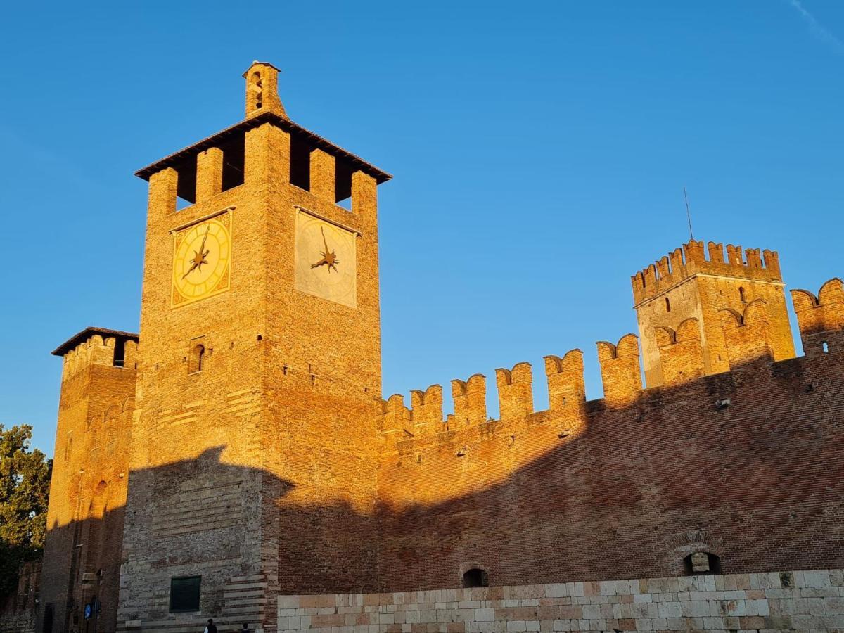 Domus San Bernardino Bed & Breakfast Verona Bagian luar foto
